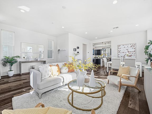 2nd image of 37645 Bay Crest Rd