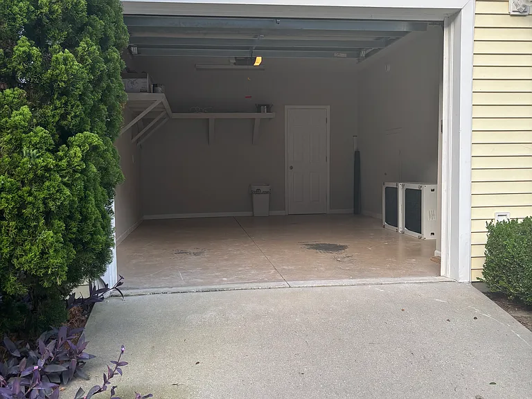 Colonial Dr — Photo 2