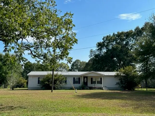 616 Shiloh Firetower Rd, Foxworth, MS 39483
