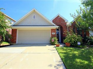 2913 Merry View Ln, Fort Worth, TX 76120