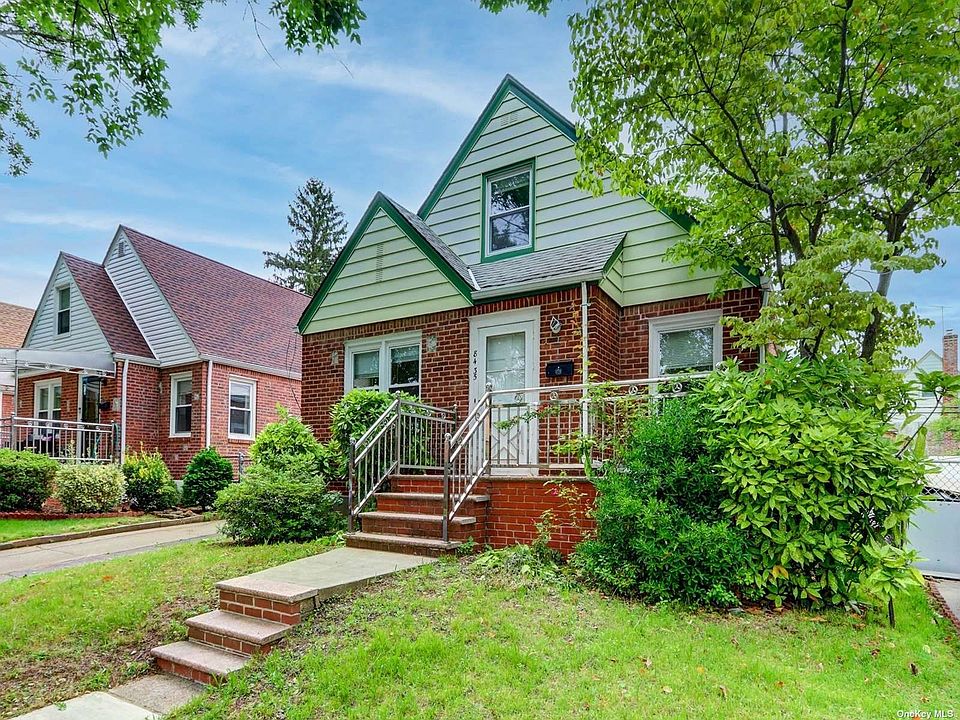 8435 256th Street, Floral Park, NY 11001 Zillow