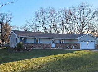 7169 Farmhome Ln, Cherry Valley, IL 61016