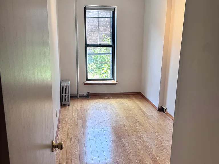129 Guernsey St #1R — Photo 15