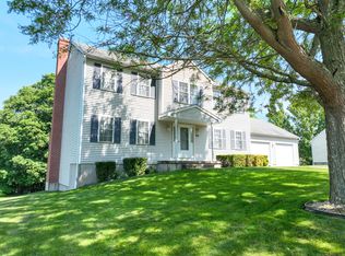 26 Reno Dr, Middletown, CT 06457