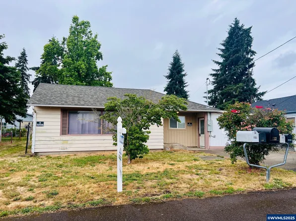 133 Hobbs St, Lebanon, OR 97355