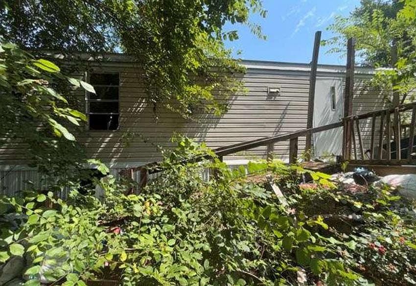 1st image of 3120 W 610th