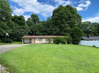 389 Chaney Rd, Asheboro, NC 27205