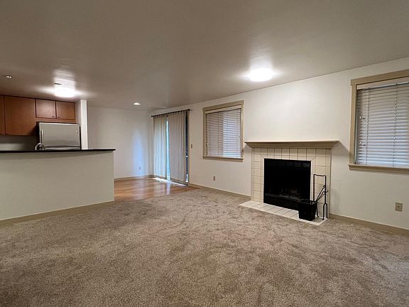 2nd image of 8240 126th Ave NE #D-301
