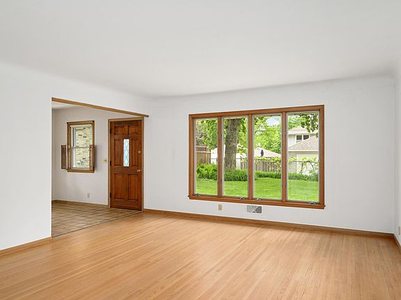 2nd image of 5936 Emerson Ave S