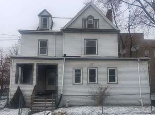 18 Annawan St, Hartford, CT 06114