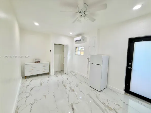 17802 SW 152nd Ct, Miami, FL 33187