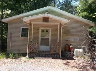 386 10th St, Ellijay, GA 30540