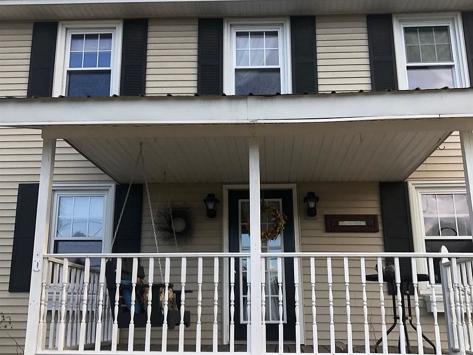 1st image of 176 Ferry Blvd