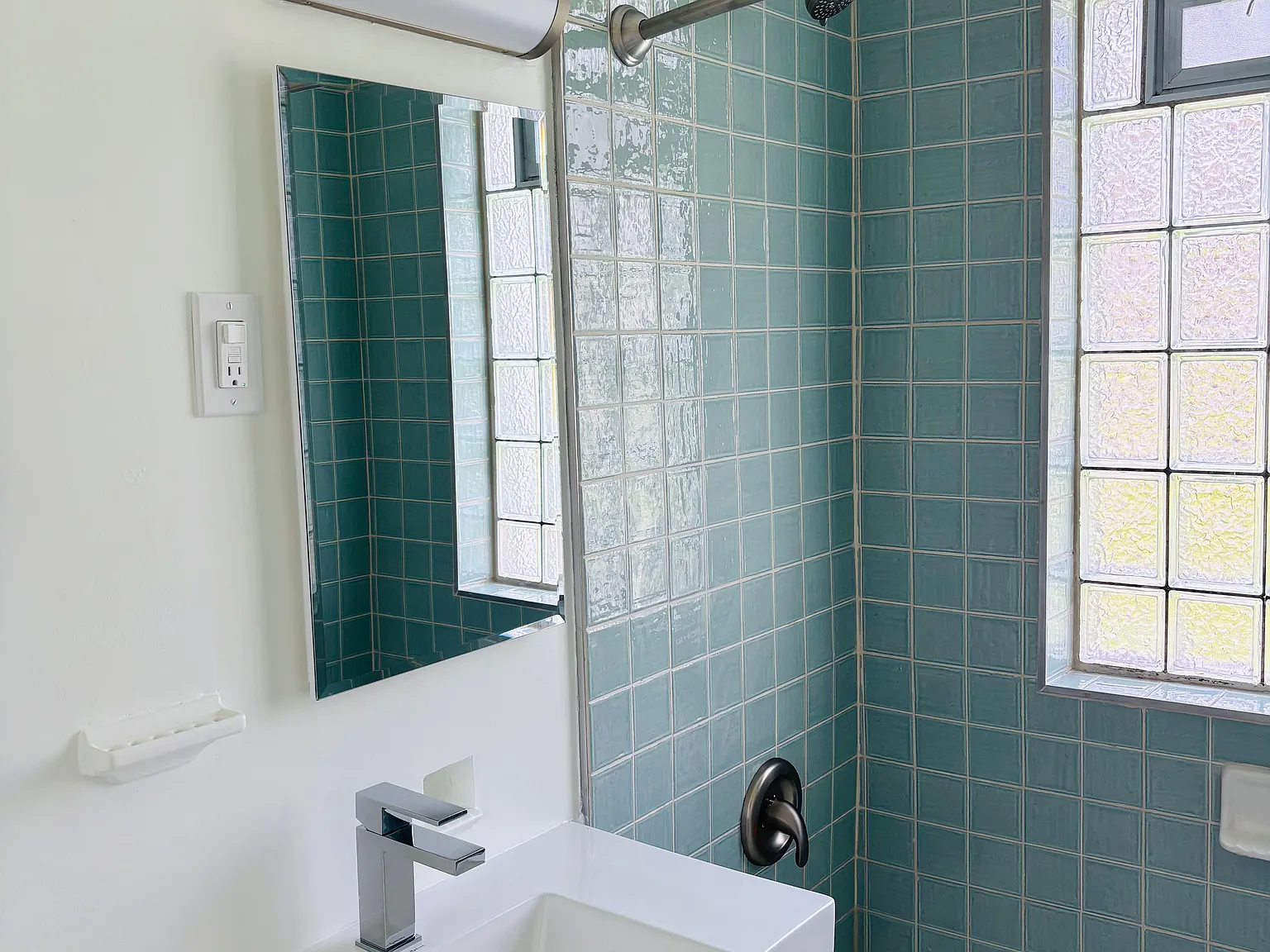 1 bed, 775 sqft, $1,100 — Photo 4