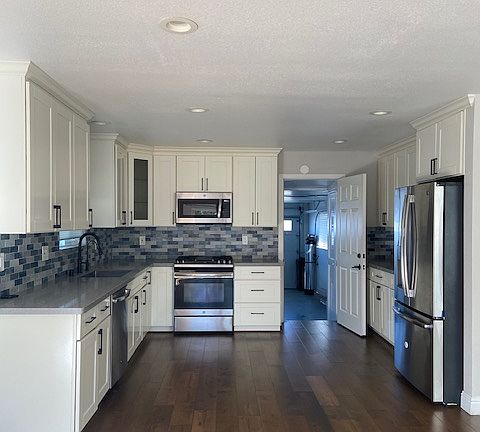 4th image of 4704 McCoy Ave