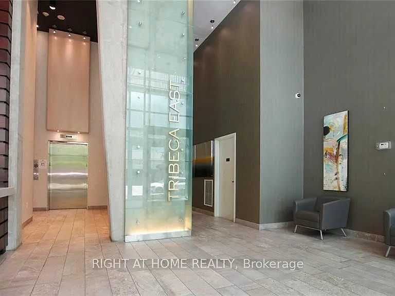40 Nepean St #2306 — Photo 2