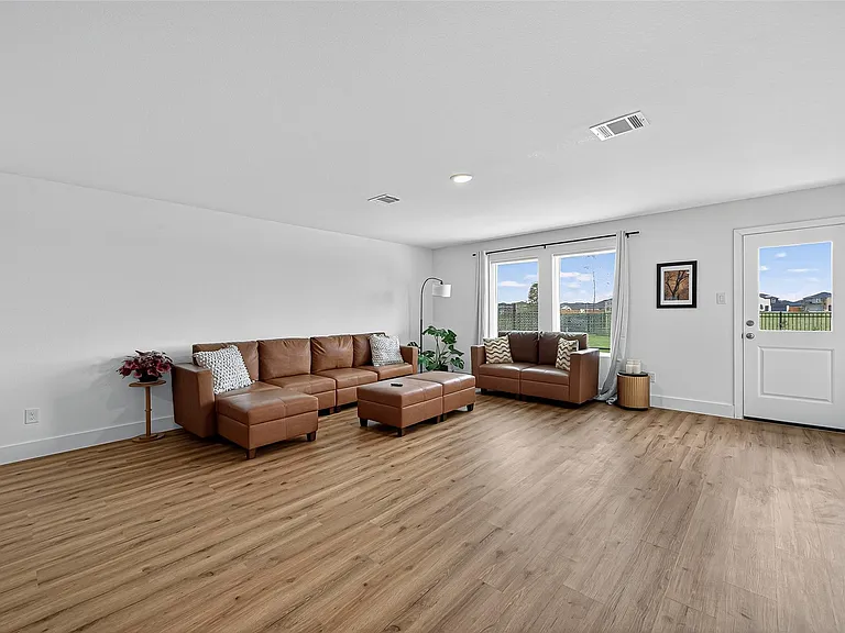 27615 Seascape Village Dr — Photo 6