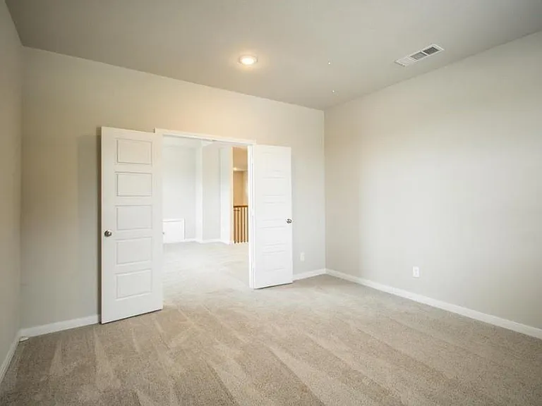 21449 Kings Guild Ln — Photo 14