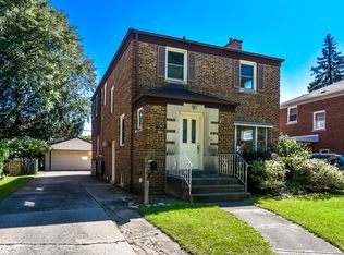 1347 Hull Ave, Westchester, IL 60154