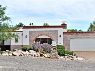 1302 E Moonridge Rd, Tucson, AZ 85718