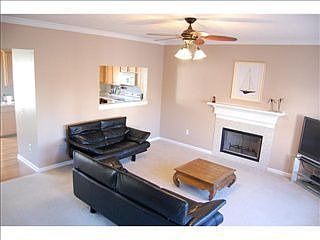 3rd image of 11238 Hearthstone Dr