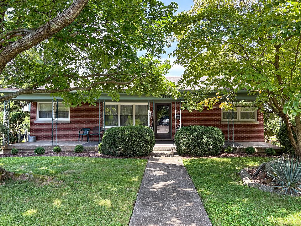 1st image of 609 Portland Dr