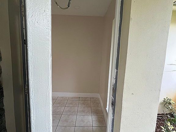 5th image of 11280 NW 35th Ct #A