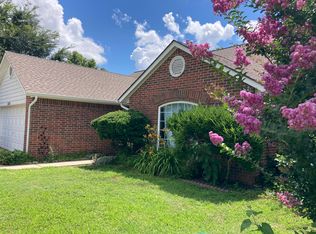 3924 Glisten Ct, Norman, OK 73072