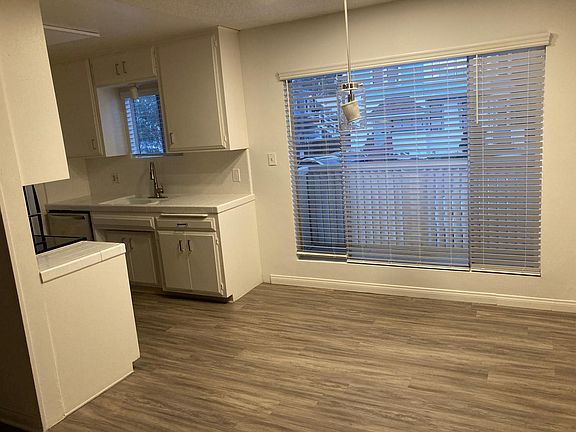 3rd image of 3565 1st Ave #P