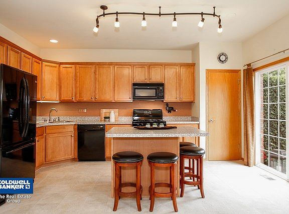 5th image of 12627 W Yorkshire Dr