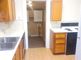 1104 S Sycamore St, Palestine, TX