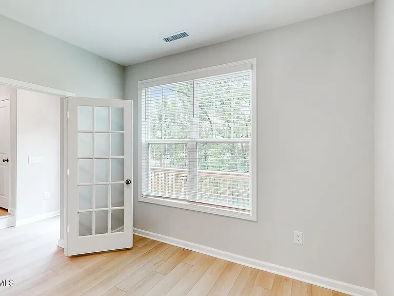 2721 Hunter Woods Dr — Photo 13