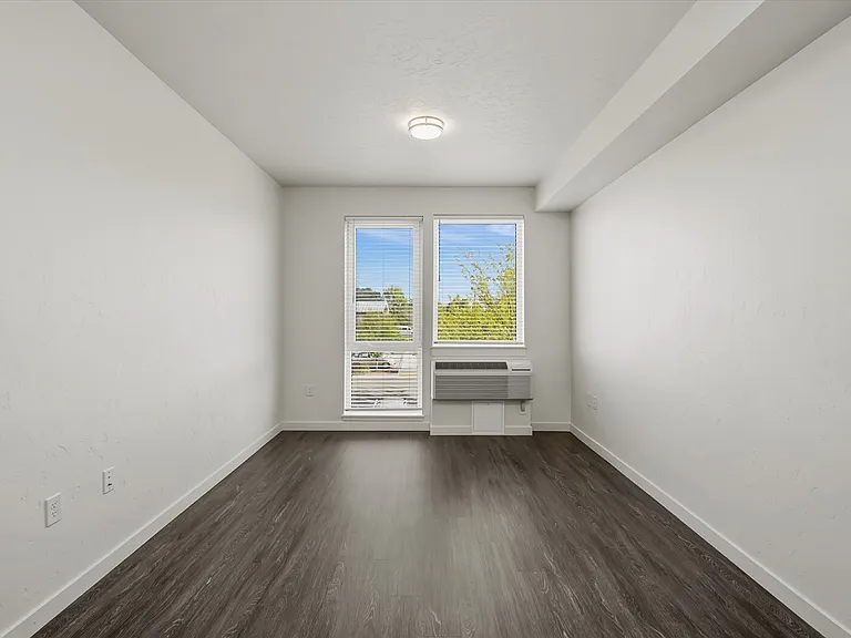 Denton Street Apartments — Photo 24