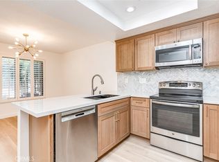 933 Creekside Dr #126, Fullerton, CA 92833