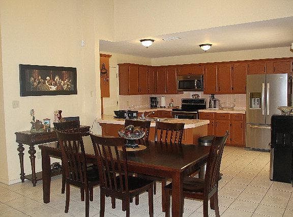 5th image of 3215 Alice Ln