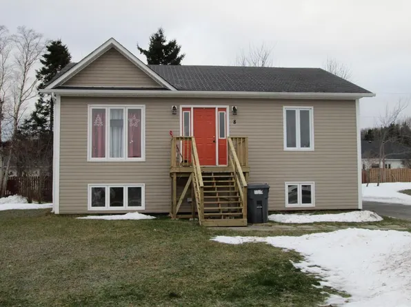 8 Butler Street, Bishop's Falls, NL A0H1C0