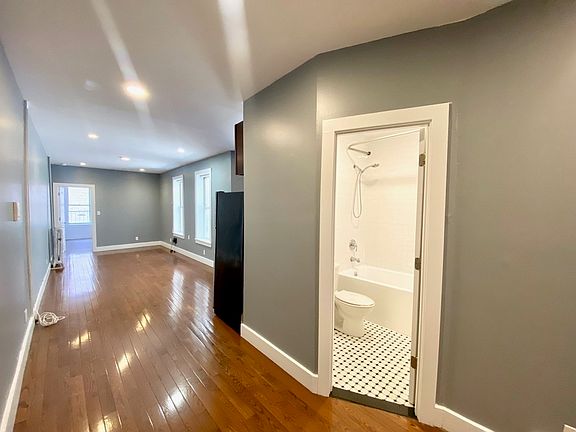 4th image of 236 New York Ave #3B