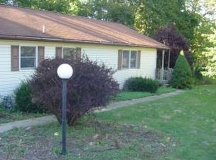 37 Coldspring Rd, Fayetteville, PA 17222