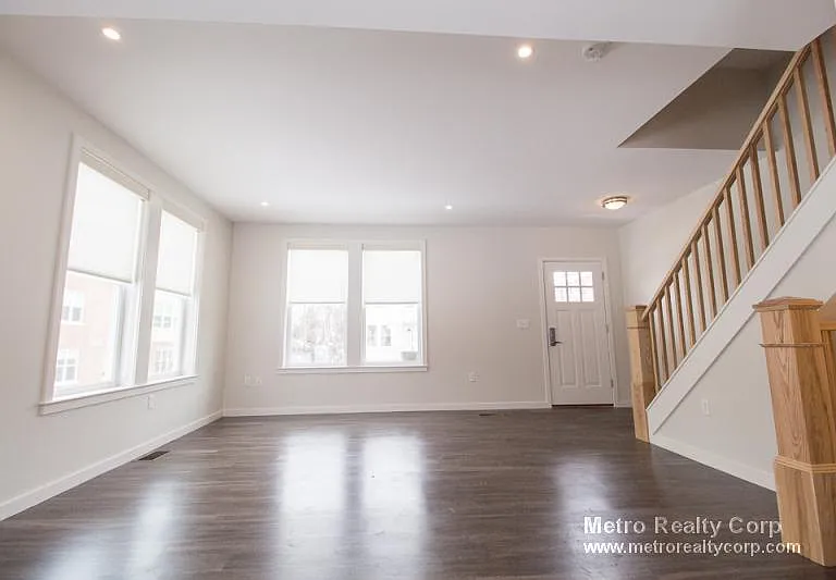 31 Cottage Park Ave #31 — Photo 4
