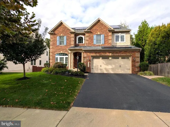 13804 Cornwall Station Ct, Gainesville, VA 20155