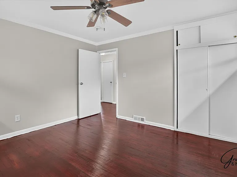 1619 Progress Ave — Photo 19