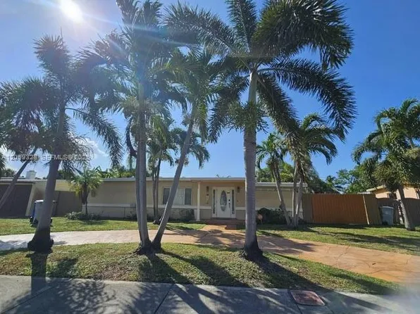 1732 NE 50th St, Pompano Beach, FL 33064