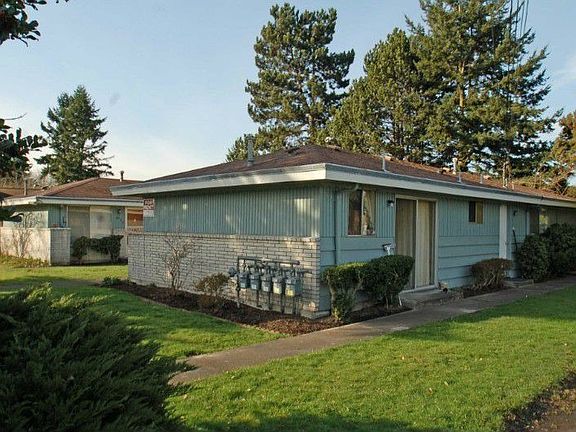 2nd image of 445 10th Ave SE