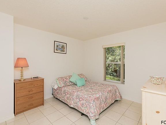 3rd image of 31 Farnell Ln