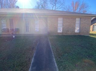 302 Nikki Dr #B, Longview, TX 75604