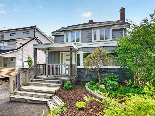 2434 Connaught Ave, Halifax, NS B3L 2Z4