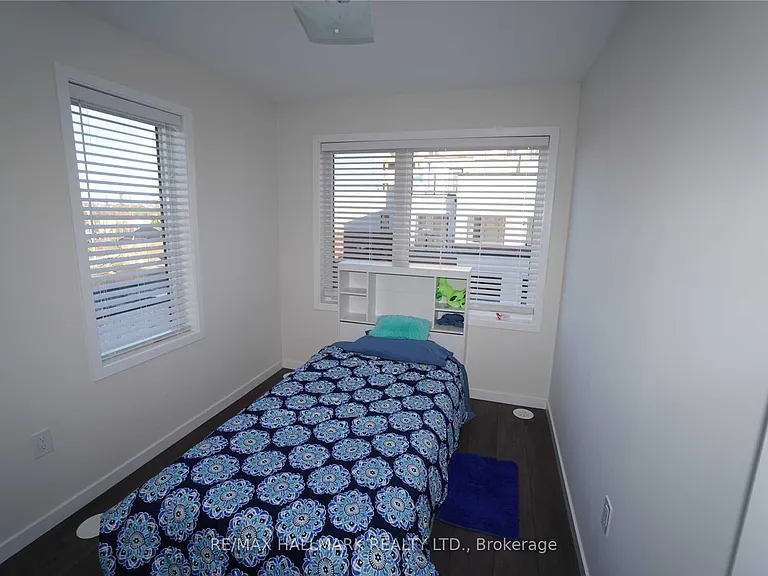 400 Alex Gardner Cir #78 — Photo 7