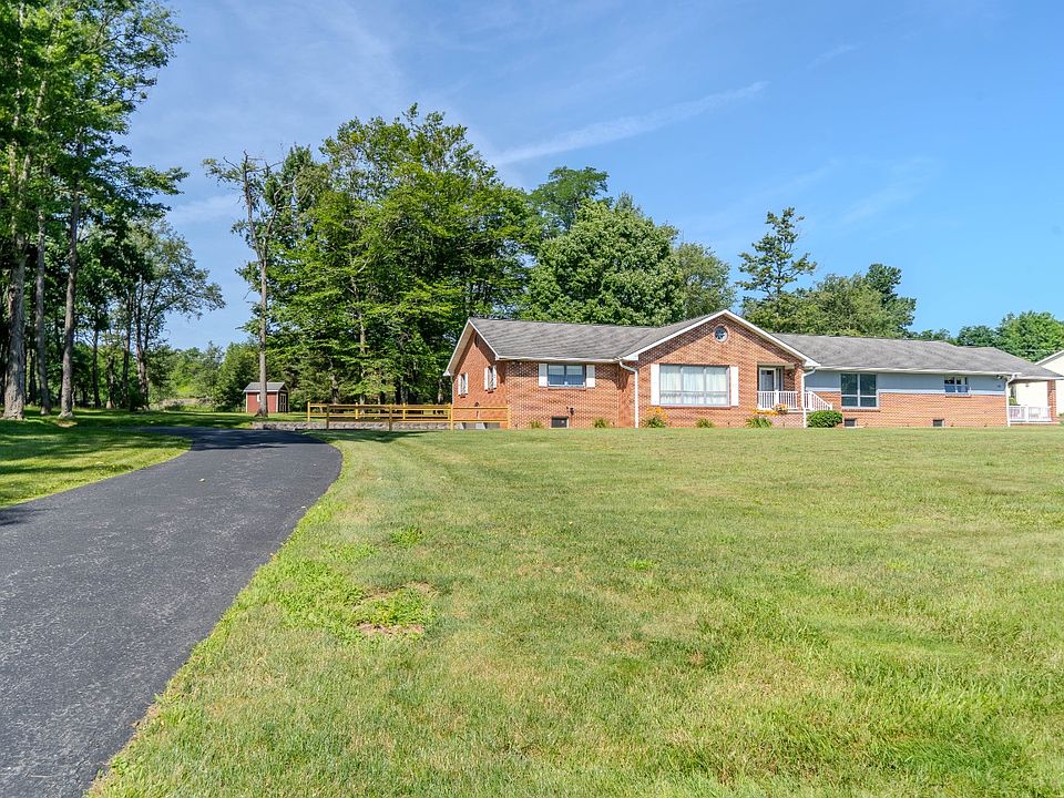 1st image of 125 Hunsinger Rd