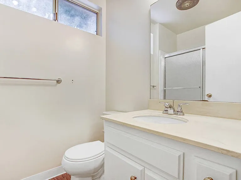 5292 Newcastle Ave — Photo 11