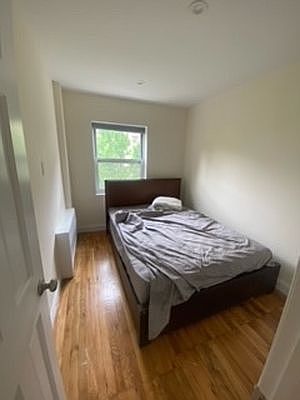 5th image of 118 E 92nd St #5